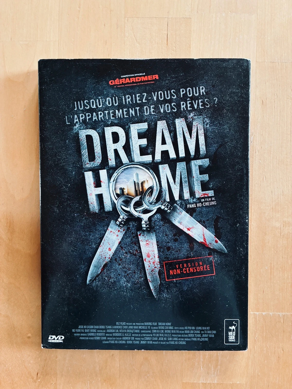 DVD Dream Home de Pang-Ho Cheung version non censurée.
